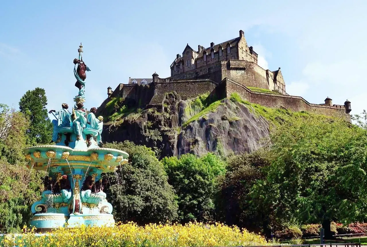 Pass The Keys Lovely 2Bedroom Flat With Balcony Edinburgh Großbritannien