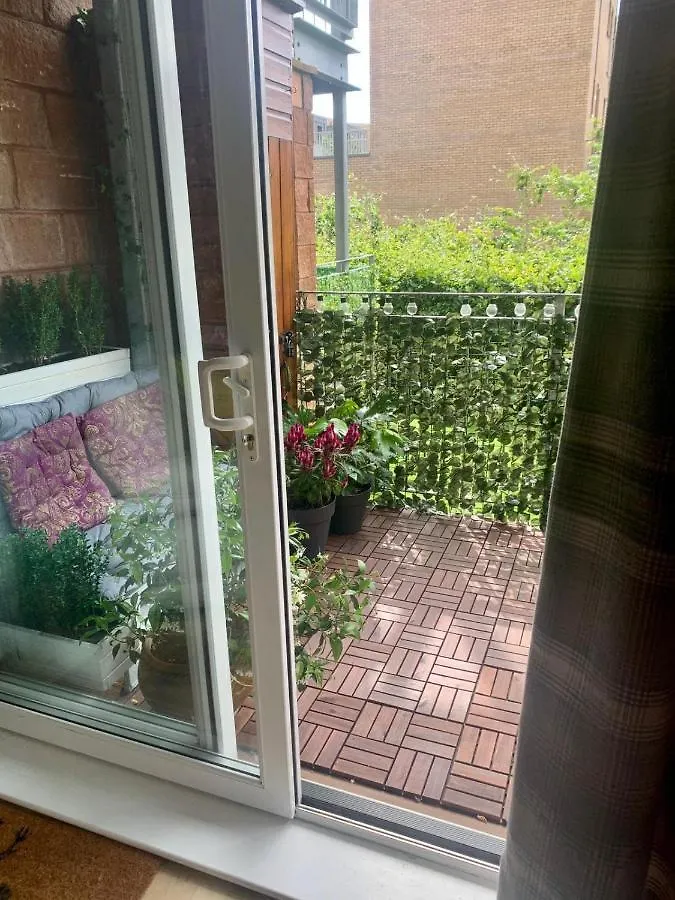 דירה אדינבורו Pass The Keys Lovely 2Bedroom Flat With Balcony