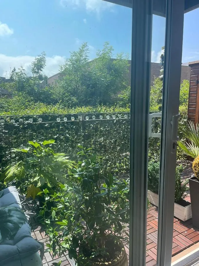 אדינבורו Pass The Keys Lovely 2Bedroom Flat With Balcony 0*,